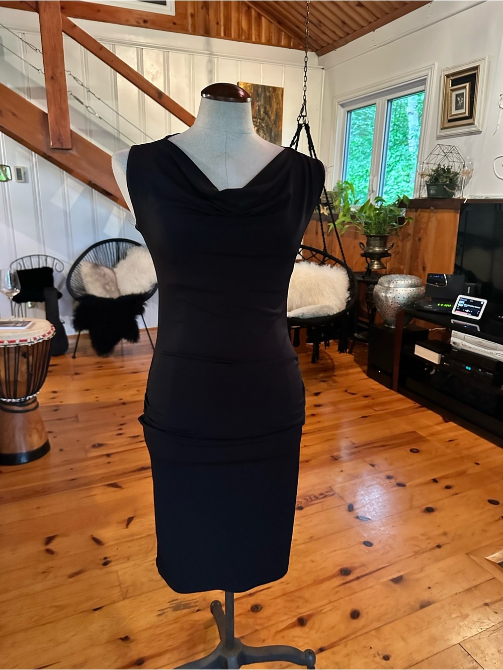 Classic Black Sleeveless Sheath Dress